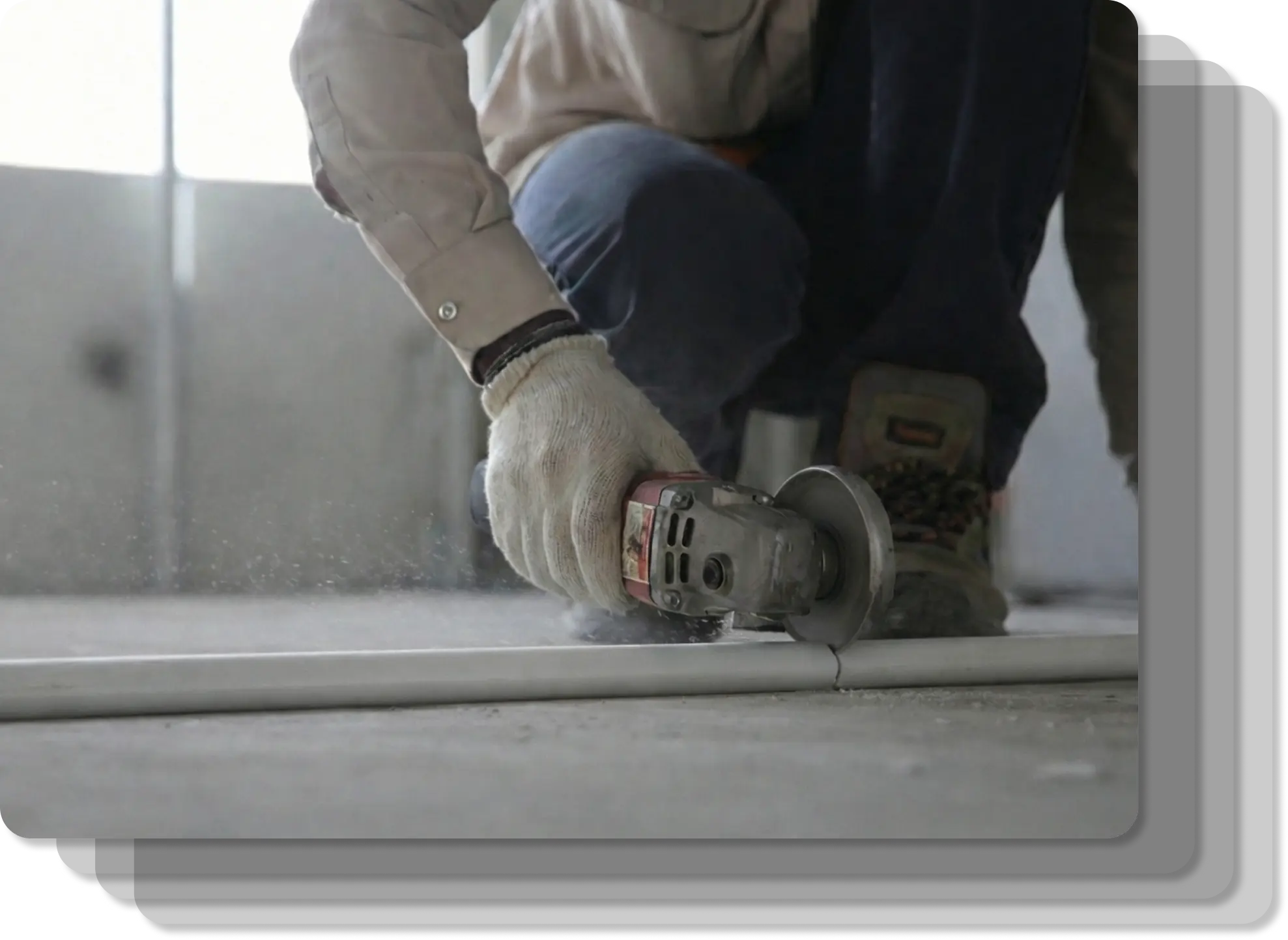 전문 기술자의 시공 모습